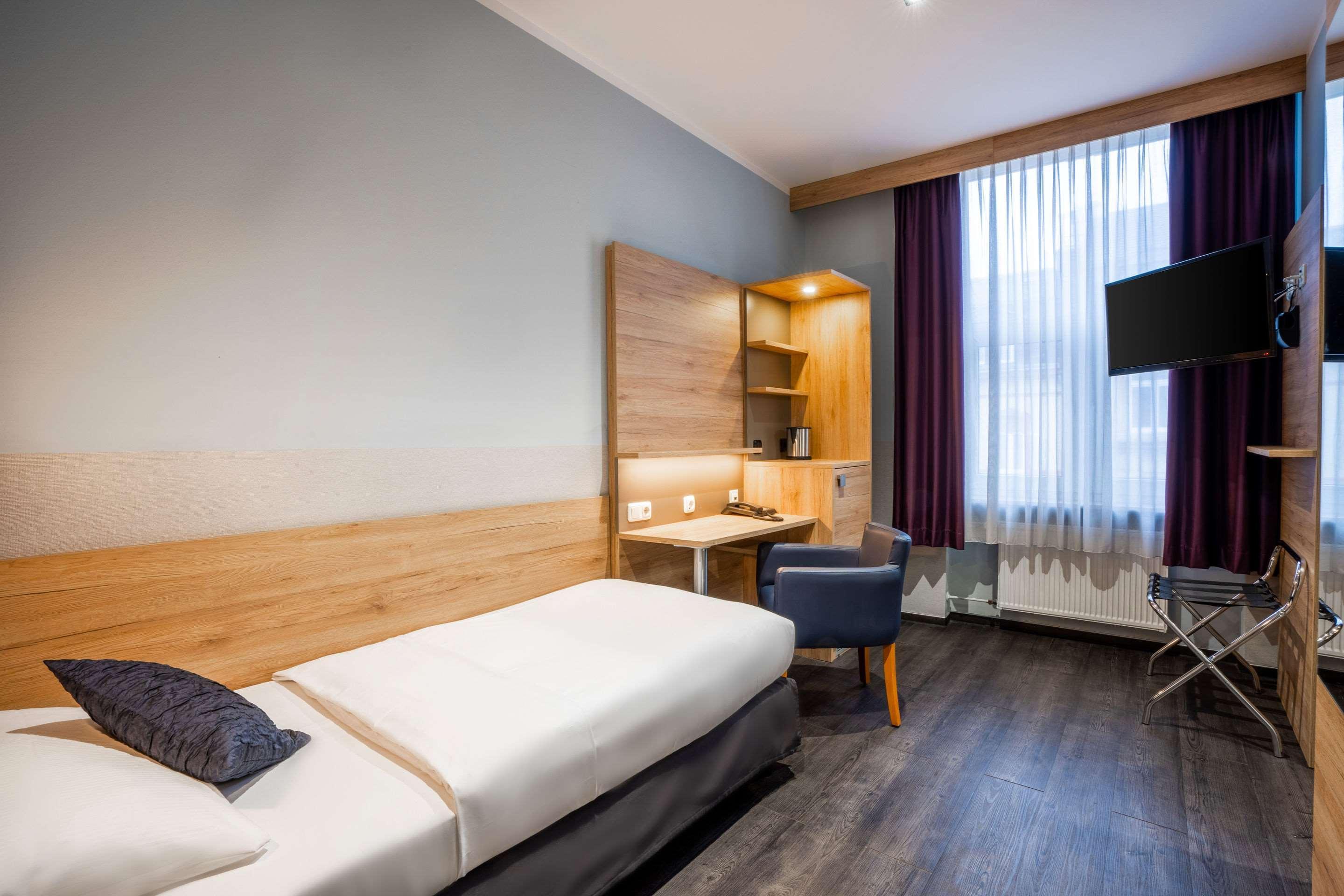 Comfort Frankfurt Station Hotel 3*