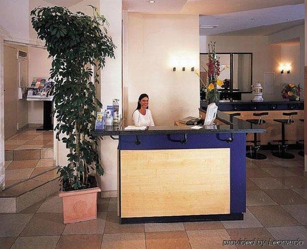 Comfort Frankfurt Station 3*