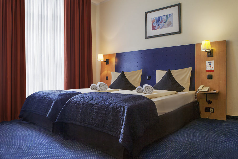 Hotel Comfort Frankfurt Station 3*